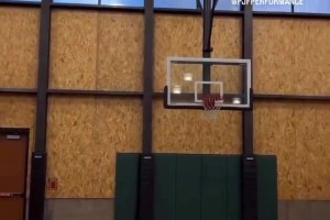 這撤步這突破，我看到了莫西干哈登的影子了????