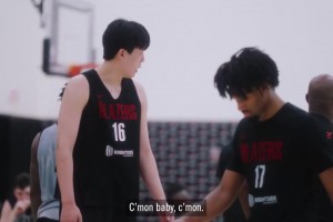 認(rèn)真聽講！盧普斯訓(xùn)練營激情指導(dǎo) 看來?xiàng)铄挠⒄Z進(jìn)步很大