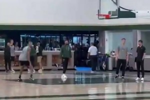 理解努力的價(jià)值！林書豪：鮑威爾最勤奮，努力到你想看到他成功！