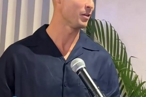 在沙特開植發(fā)診所！C羅：這里是我的第二故鄉(xiāng)，對(duì)我來說很特別