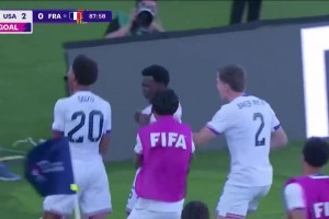 完勝！最后時刻7分鐘3球！U20世青賽美國3-0法國2連勝晉級！