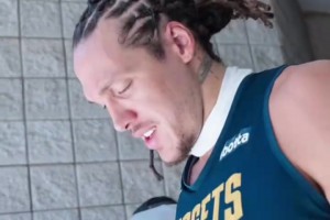 皮一下很開心！戈登：甚至布朗狀態(tài)都好起來了！