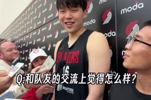 一貫的幽默感~楊瀚森談與隊友交流打趣：我說我的，他說他的??