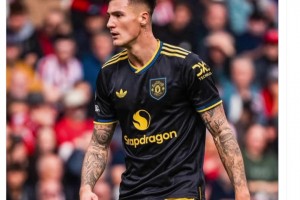 9月一共進球3個！舍什科處子球當選曼聯9月最佳進球??