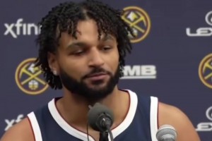 兩人都是撅腚投籃！??看到霍福德與追夢(mèng)一起訓(xùn)練，感覺還是有點(diǎn)不太真實(shí)