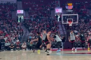 功勞不??！楊瀚森和夏普打出手遞手掩護配合，后者拿下本場MVP