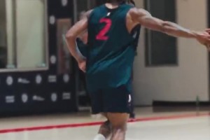 快船訓(xùn)練精華：哈登小卡保羅秀跳投，祖巴茨小瓊斯飛身炸扣！