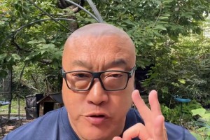 馬?。赫材匪雇艘鄹怕实?！很可能宣布再戰(zhàn)2-3年！或商業(yè)大事件