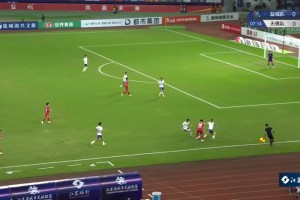 怒贊！蘇超鹽城隊(duì)馬宇連續(xù)變向過人，央視解說驚呼：有點(diǎn)像牛尾巴