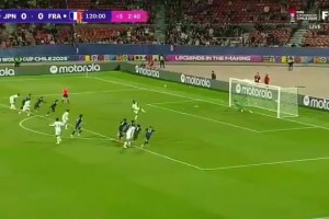 日本加時(shí)最后一分鐘手球送點(diǎn)，法國點(diǎn)射絕殺日本瞬間全場沸騰！