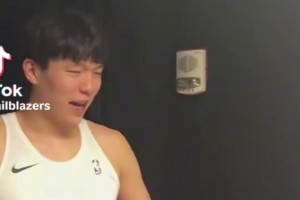 對自己的表現(xiàn)很滿意！楊瀚森賽后顯得十分開心！