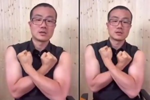 徐靜雨此前懟網(wǎng)友：我這叫沒(méi)有肌肉??？我這肌肉簡(jiǎn)直就是個(gè)打手！