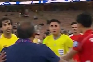 膽子不小啊！賽后印尼工作人員想要攻擊馬寧??
