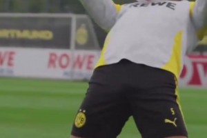 足球運(yùn)動(dòng)員必備技能！磁力強(qiáng)吸，本塞拜尼！