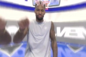 某人說他走的硬漢風(fēng)??...