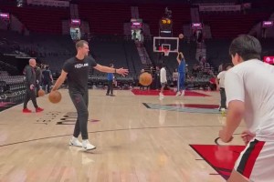 馬刺冠軍中鋒親自指點！助教斯普利特一對一指導(dǎo)楊瀚森賽前熱身！