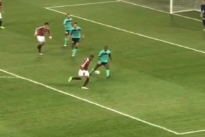 你可能不認識凱文-博阿滕！但你一定看過他的無解暴力美學！