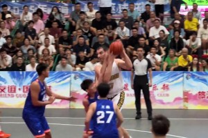 大佬們都笑了！皮蓬稱不想看到托馬斯進(jìn)夢(mèng)之隊(duì)，托馬斯回懟：你算老幾？