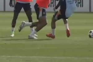 養(yǎng)眼！火爆外網(wǎng)的阿爾巴尼亞歐冠女主持，不得不說真好看??