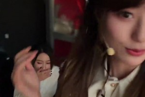 自己也閃著腰了！小七：湖勇大戰(zhàn)一番戰(zhàn)拿下！你看把佳依給氣的~