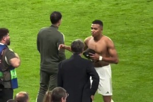 扳回一城！柏楊頭球破門，國安1-2大埔