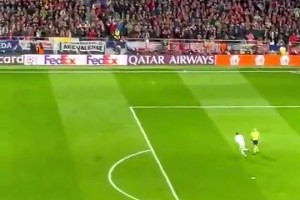 此前皇馬晉級(jí)后呂迪格高抬腿狂奔，皇馬全隊(duì)模仿??