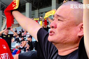 淚目??！泉州亞新降級，幾個純爺們留下傷心的淚水