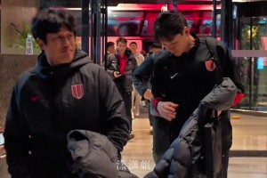 體現(xiàn)隊(duì)長(zhǎng)的擔(dān)當(dāng)！賽后面對(duì)球迷質(zhì)疑，周定洋堅(jiān)決選擇維護(hù)隊(duì)友！