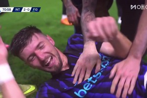 優(yōu)雅！蘇契奇禁區(qū)起舞拉小提琴過(guò)人破門(mén)！國(guó)米2-0領(lǐng)先佛羅倫薩！