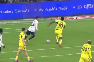 阿森西奧破門杜蘭雜耍進(jìn)球！費(fèi)內(nèi)巴切讓二追三3-2貝西克塔斯