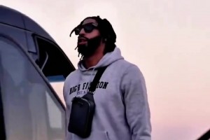 開啟人生新的篇章 濃眉與克里斯蒂乘飛機(jī)前往費(fèi)城...