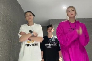 中國女籃詹姆斯，場下也可以是小甜妹啊??