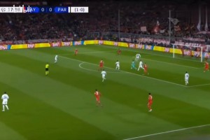 當(dāng)年梅西和拉莫斯面對(duì)拜仁是真想贏，兩個(gè)捧過杯的老對(duì)手是真拼