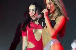 火辣??亞馬爾前女友Nicki重回舞臺(tái)，客串德保羅女友演唱會(huì)