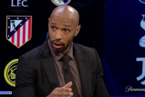 維護(hù)拜仁！斯坦尼希奇賽后：迪亞斯不該紅牌啊，沒踢到！