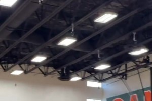 直擊熱刺訓(xùn)練備戰(zhàn)對陣紅魔！大伙有說有笑看起來很輕松呀~