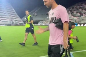 克洛普向瓜迪奧拉致敬，祝賀他執(zhí)教生涯達(dá)到1000場(chǎng)比賽！