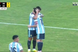 梅西直塞送助攻！勞塔羅禁區(qū)內(nèi)勁射破門！阿根廷1-0領(lǐng)先安哥拉！