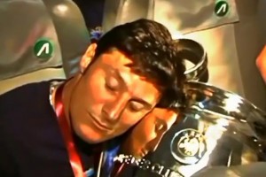 齊沃靦腆??！重溫2010國(guó)米奪得三冠王后的藍(lán)黑眾將有多快樂?