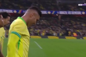 巴西再下一城！羅德里戈定位球助攻，卡塞米羅停球打門得手！